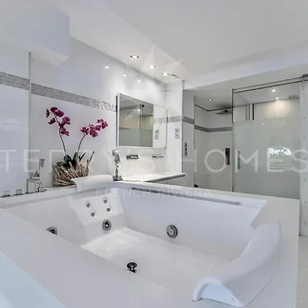 Apartment L'age D'or *